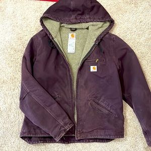 Woman’s carhartt jacket